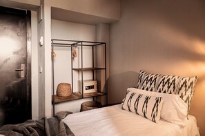 Standard Single Room | In-room safe, desk, free WiFi, bed sheets