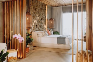 Premium Single Room | Premium bedding, in-room safe, laptop workspace, iron/ironing board
