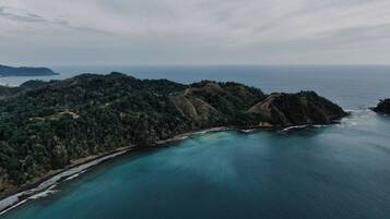 Plage à proximité, sable blanc, navette gratuite vers la plage