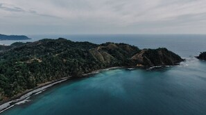 Beach nearby, white sand, free beach shuttle