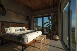 Luxury Room, 1 King Bed | Premium bedding, in-room safe, laptop workspace, iron/ironing board