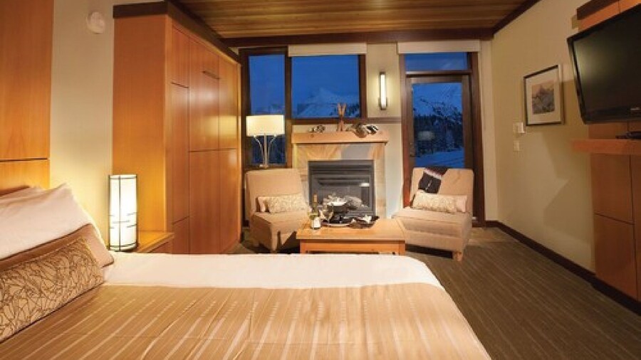 Sunshine Mountain Lodge