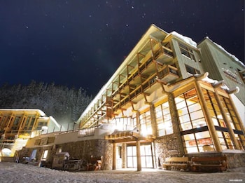 Hotel exterior and entrance at Sunshine Mountain Lodge
