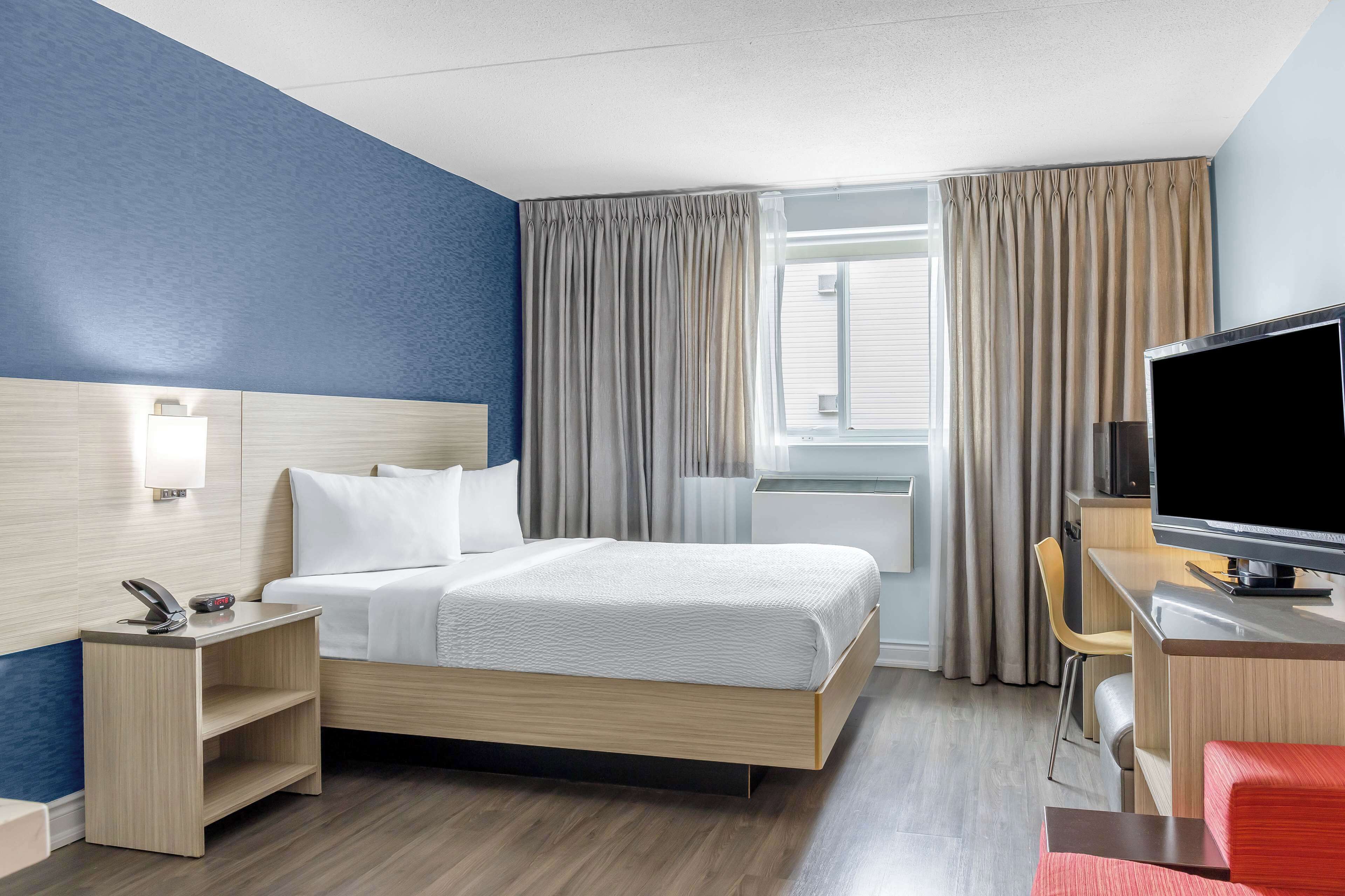 Foto - Motel 6 Niagara Falls, ON Near the Falls