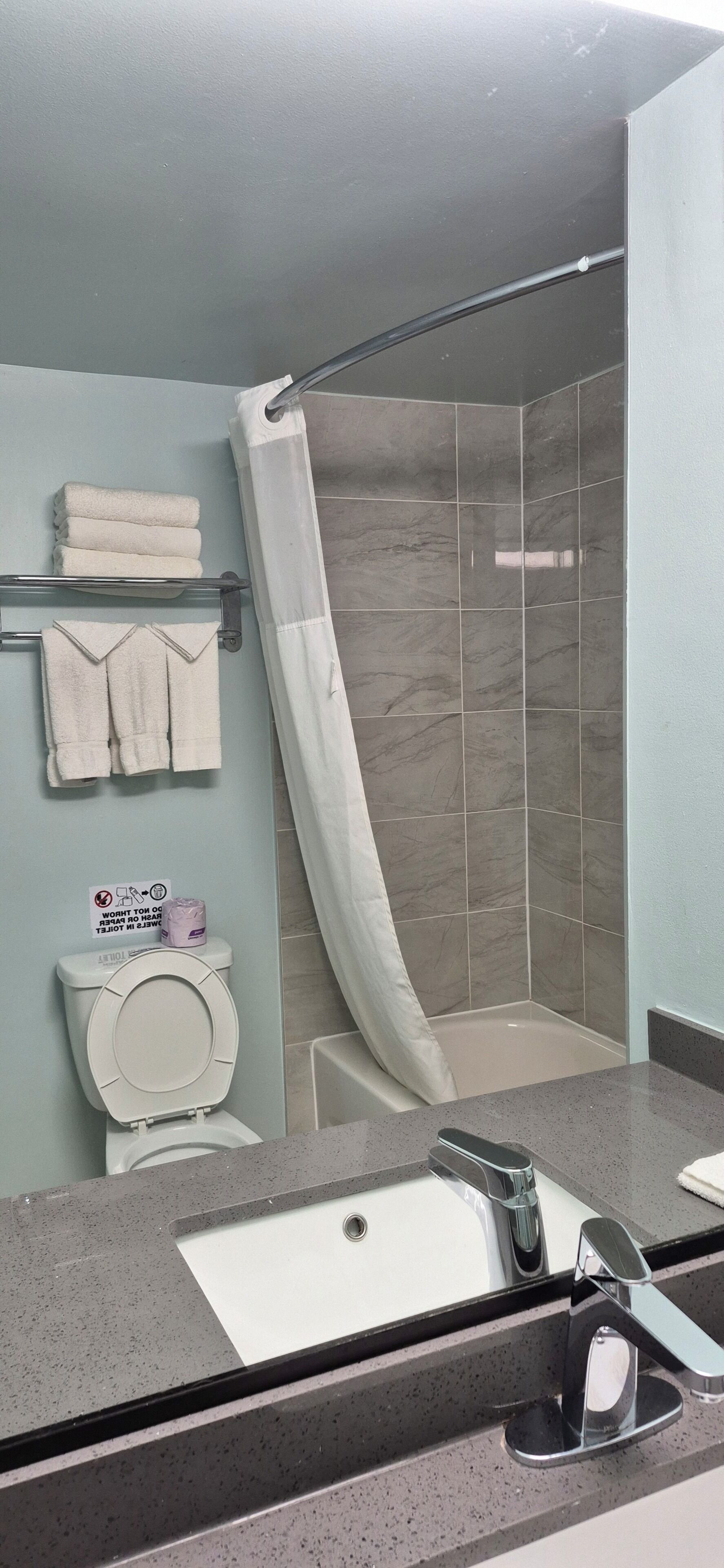 Foto - Motel 6 Niagara Falls, ON – Near the Falls