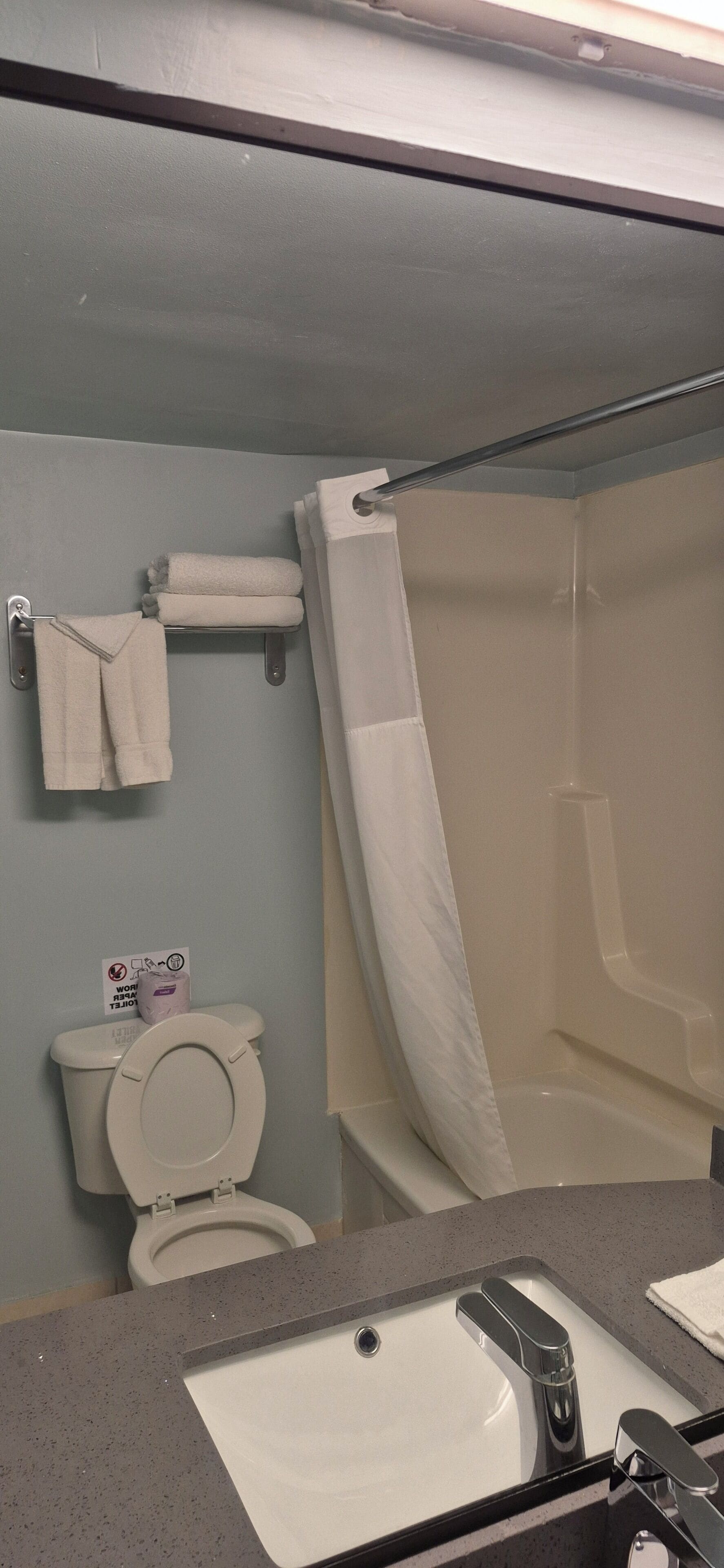 Foto - Motel 6 Niagara Falls, ON – Near the Falls