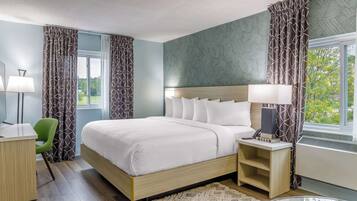 Premium bedding, individually decorated, individually furnished, desk