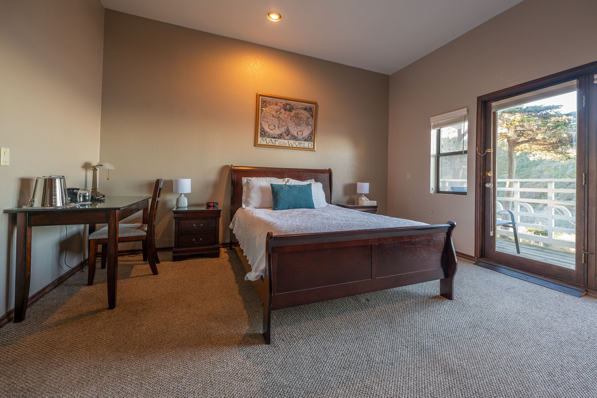 Queen Oceanview ADA Room