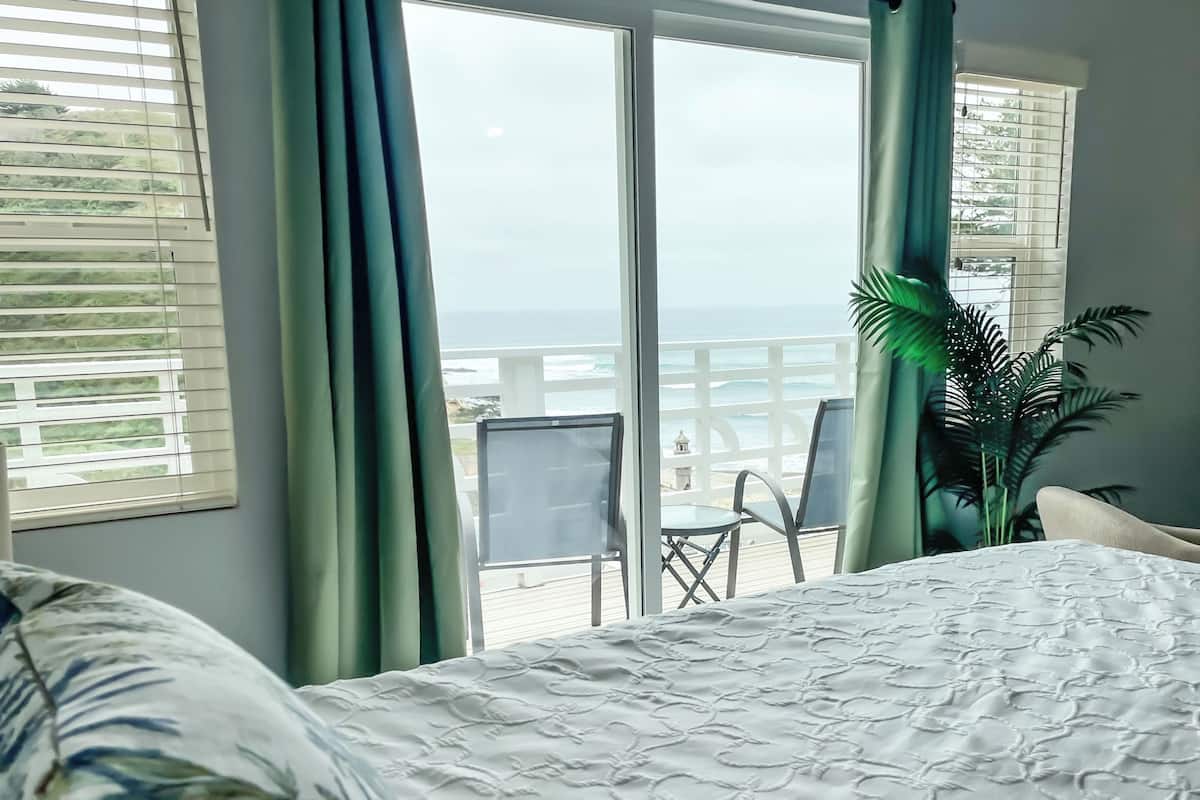 1 bedroom, down duvets, individually decorated, individually furnished