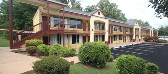 Sleep well Inn and Suites