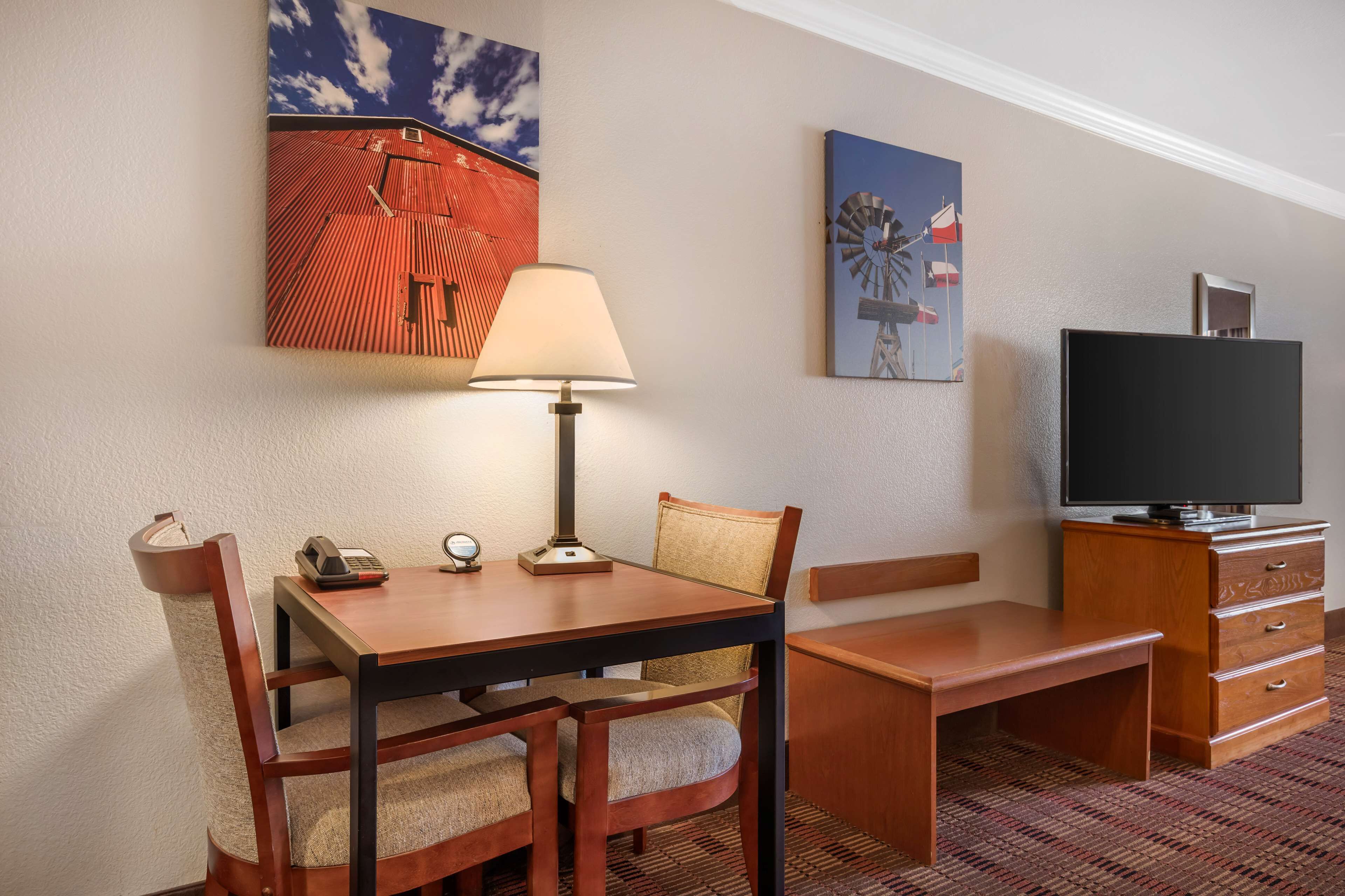 standard room, multiple beds, accessible, refrigerator & microwave (refrigerator & microwave) | 1 bedroom, premium bedding, in-room safe, desk