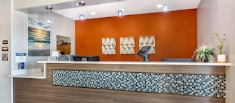 เบสท์เวสเทิร์น คลับเฮาส์ อินน์แอนด์สวีทส์