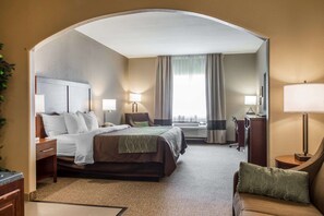 Standard Room, 1 King Bed, Non Smoking | Desk, laptop workspace, iron/ironing board, free cribs/infant beds