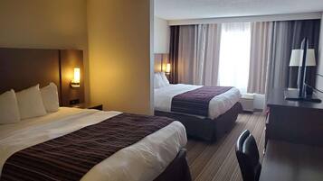 1 bedroom, desk, laptop workspace, blackout drapes