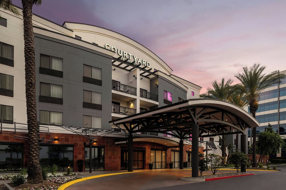 Courtyard by Marriott Los Angeles Burbank Airport
