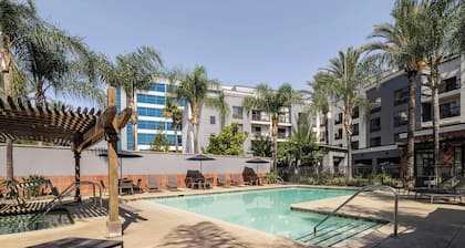 Courtyard by Marriott Los Angeles Burbank Airport
