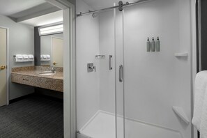 Suite, 1 Bedroom | Bathroom