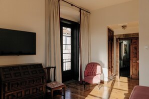 1 habitación y caja de seguridad en la habitación 