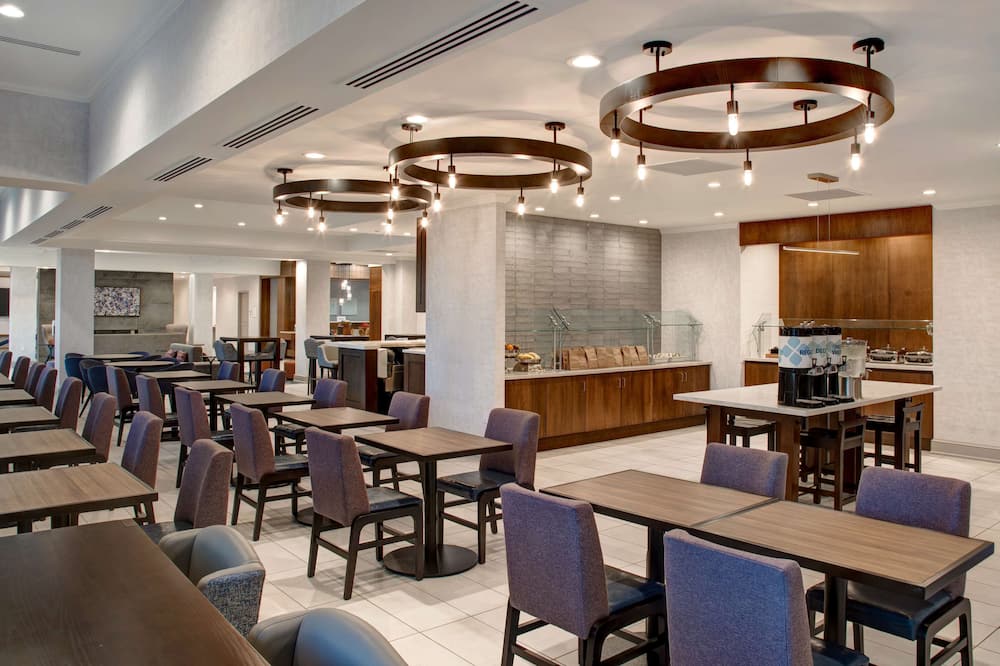 Hilton Garden Inn Kansas City