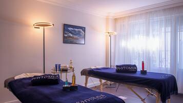 Couples treatment rooms, massages