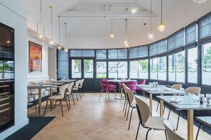2 Restaurants, Mittagessen, Abendessen, französische Küche
