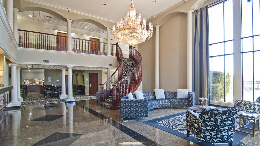Holiday Inn Express Hotel & Suites Lake Charles by IHG
