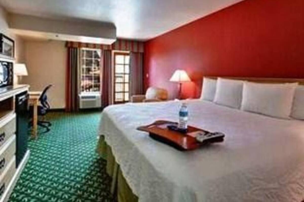 In-room safe, desk, iron/ironing board, free cots/infant beds