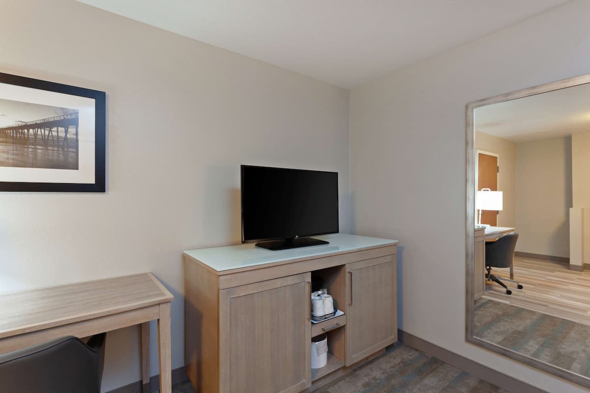 42-Zoll-LCD-Fernseher mit Kabelempfang, Fernseher
