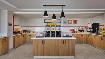 Déjeuner à emporter gratuit tous les jours