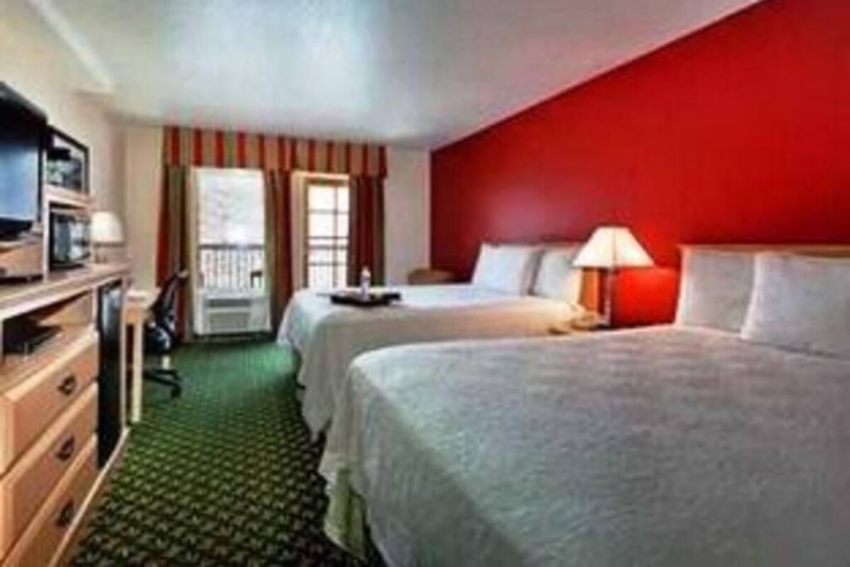 In-room safe, desk, iron/ironing board, free cots/infant beds