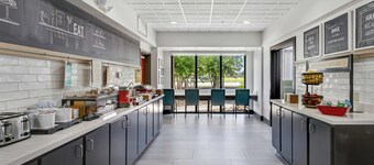 Hampton Inn Houston-Pearland