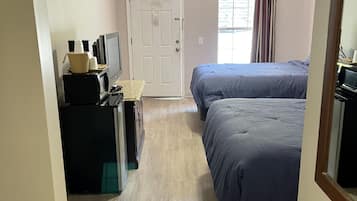 Standard Room, 2 Queen Beds, Non Smoking