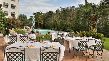 Servei de restauració a l'aire lliure