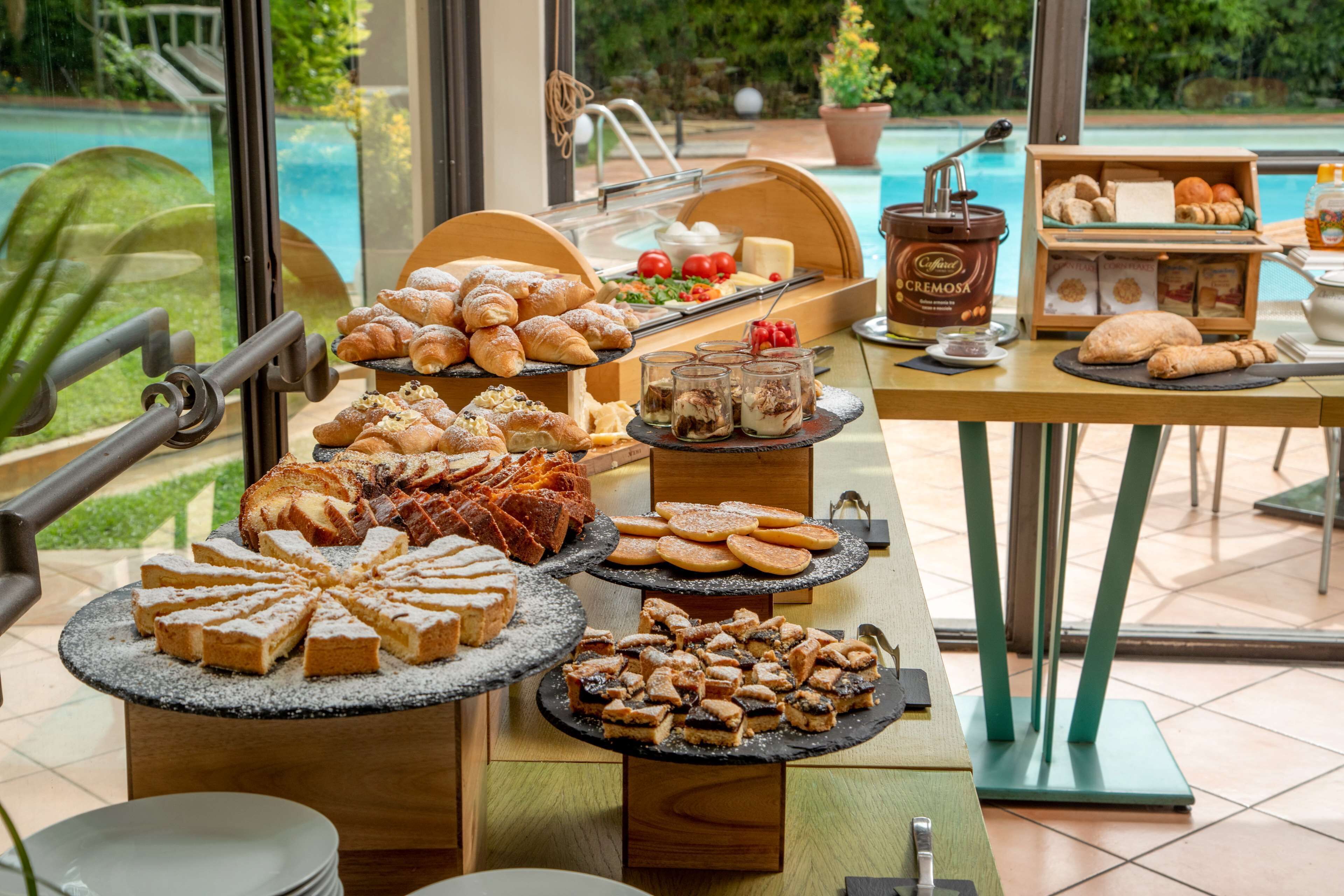 daily buffet breakfast (eur 7 per person)
