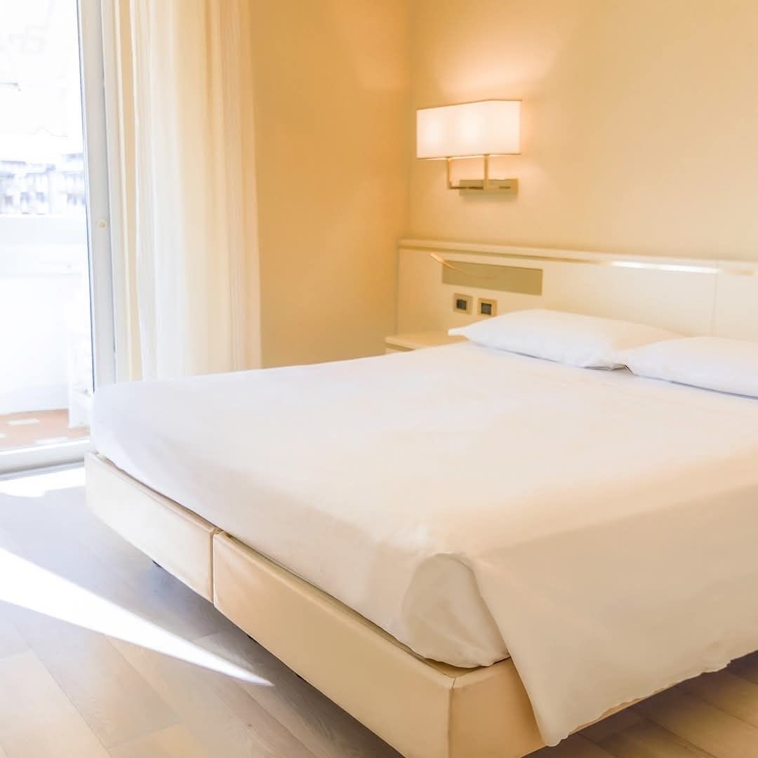 Comfort Double or Twin Room, Balcony | Minibar, in-room safe, desk, soundproofing