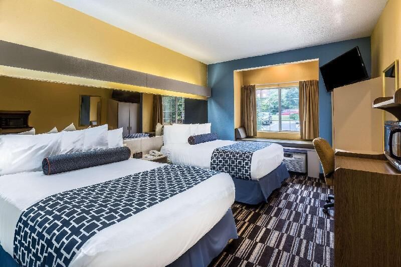 Egyptian cotton sheets, premium bedding, pillowtop beds, in-room safe