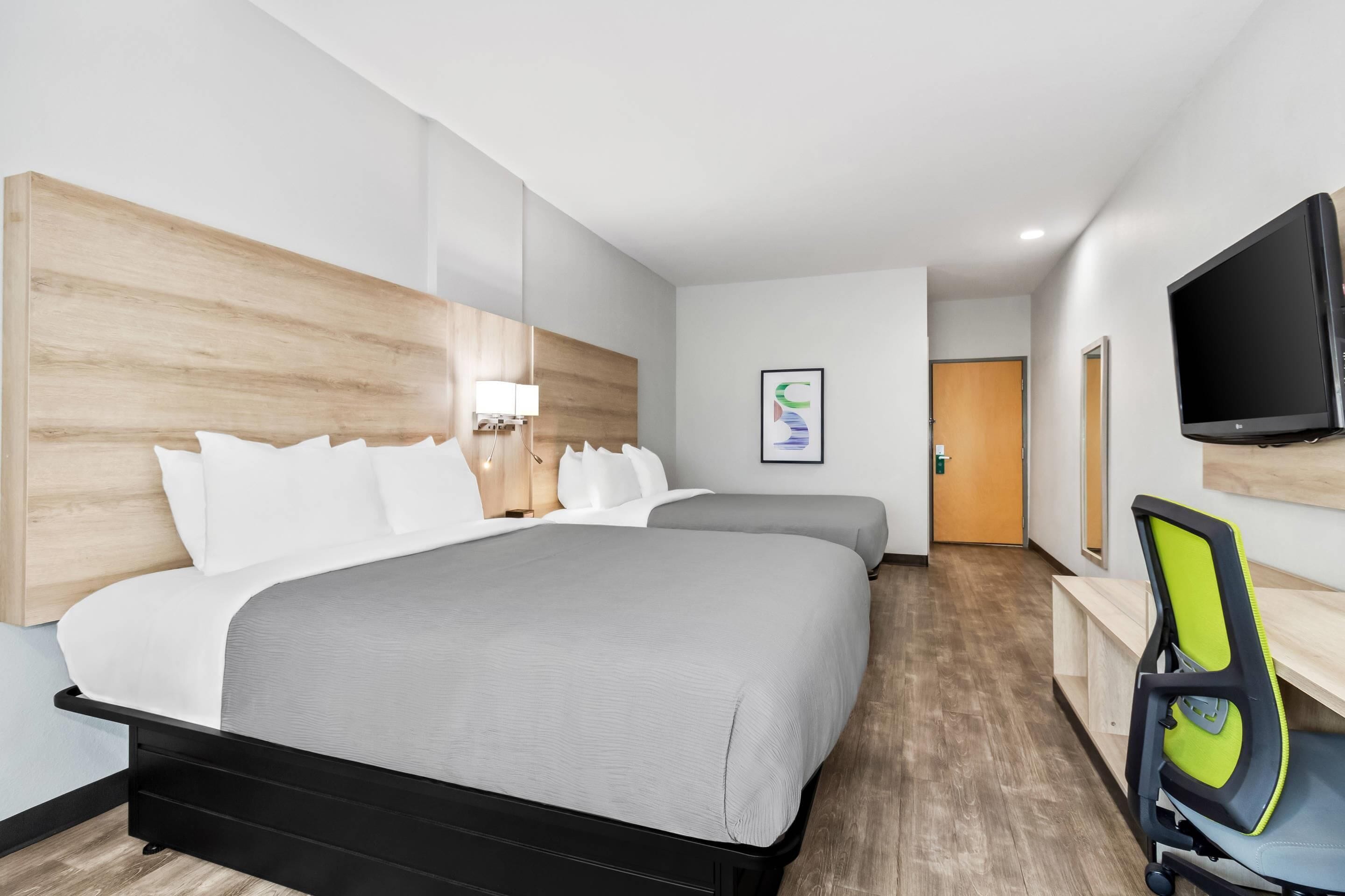 2 queen beds, non smoking | 1 bedroom, premium bedding, laptop workspace, blackout curtains