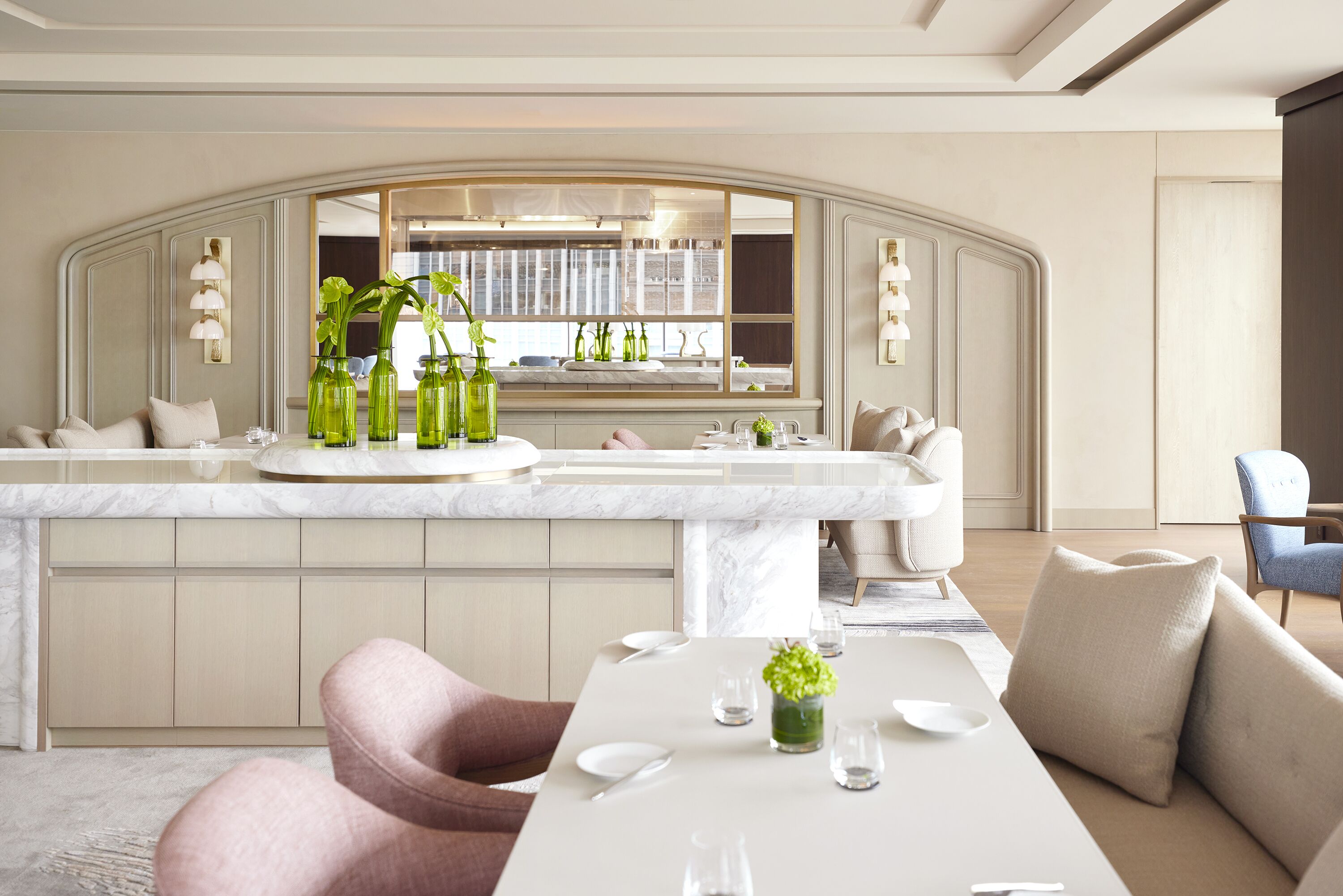 Photo - Four Seasons Hotel Tokyo at Marunouchi