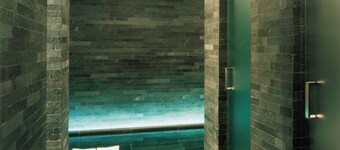 Four Seasons Hotel Tokyo at Marunouchi