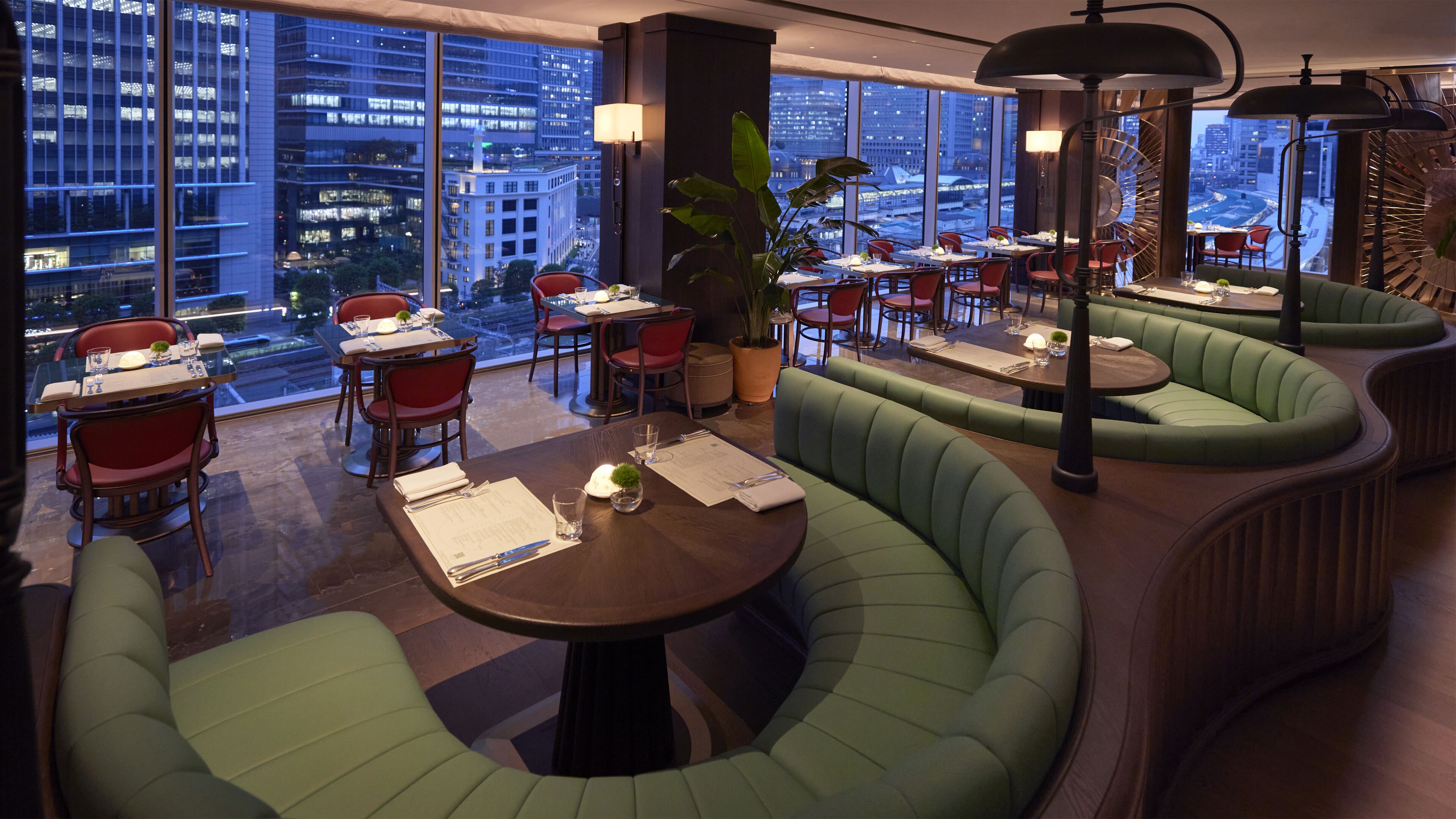 Photo - Four Seasons Hotel Tokyo at Marunouchi