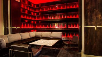 Bar (in der Unterkunft)
