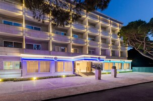 Πρόσοψη καταλύματος