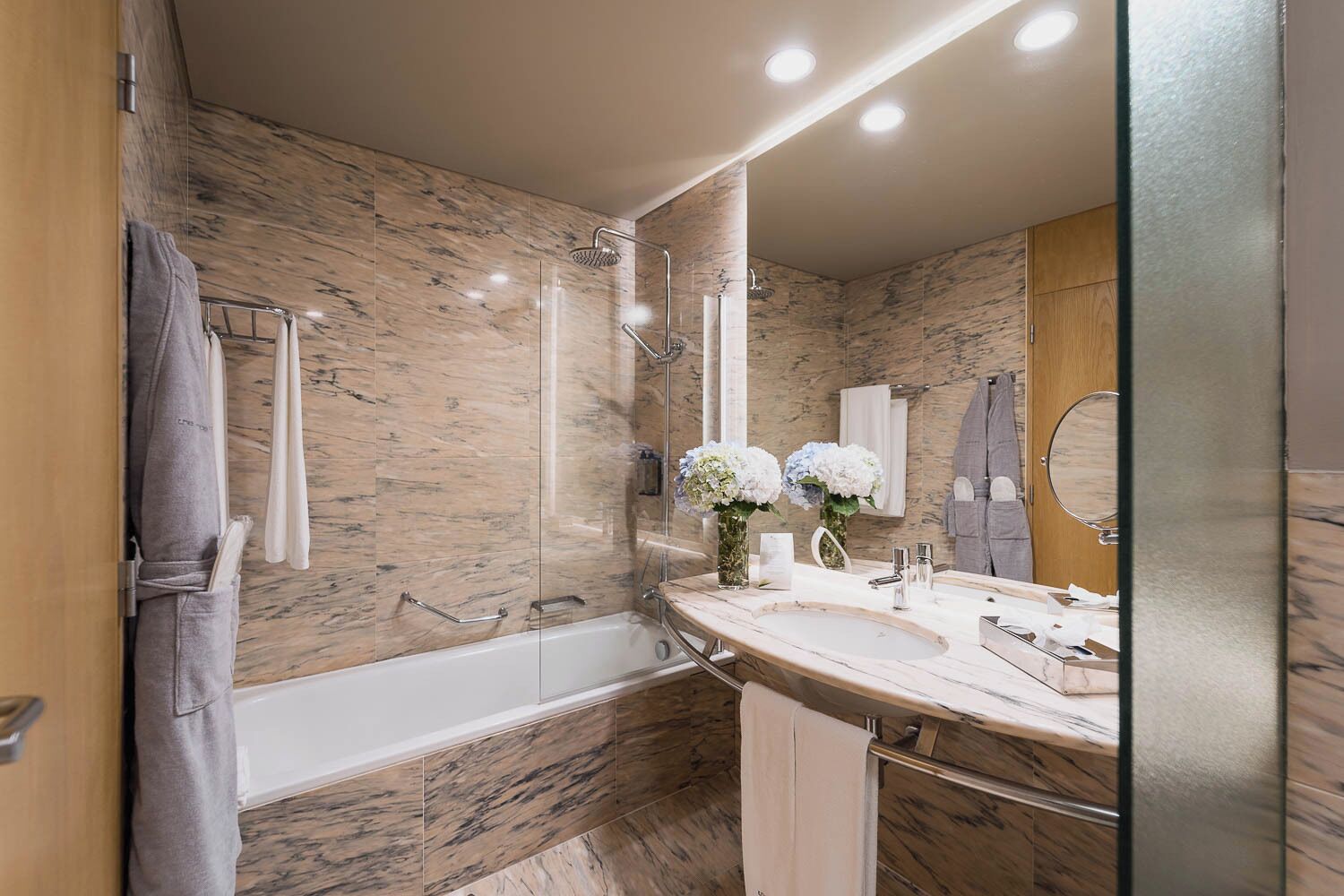 superior room | bathroom | hair dryer, bidet, towels