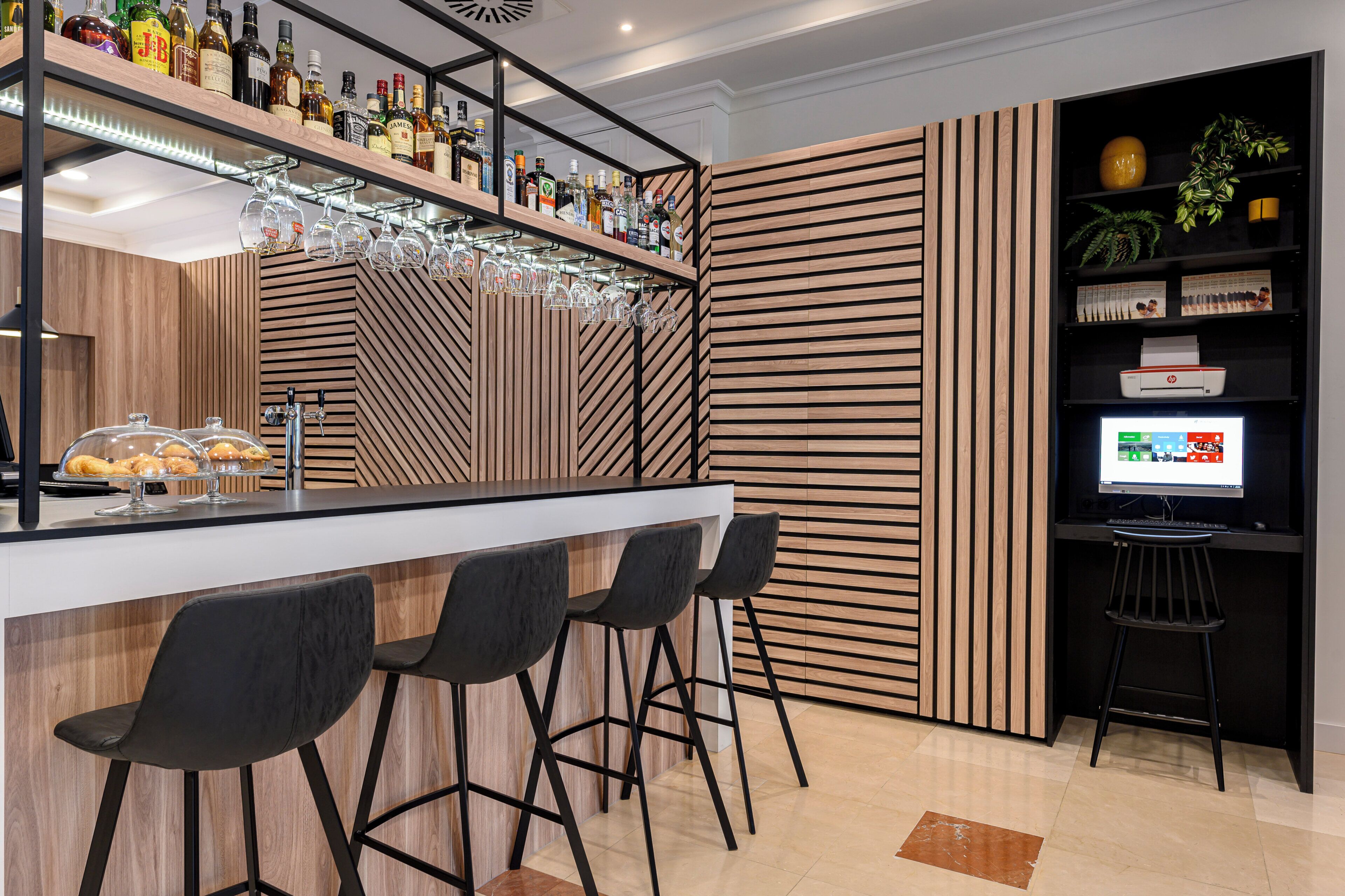 Photo - Holiday Inn Brussels Schuman by IHG