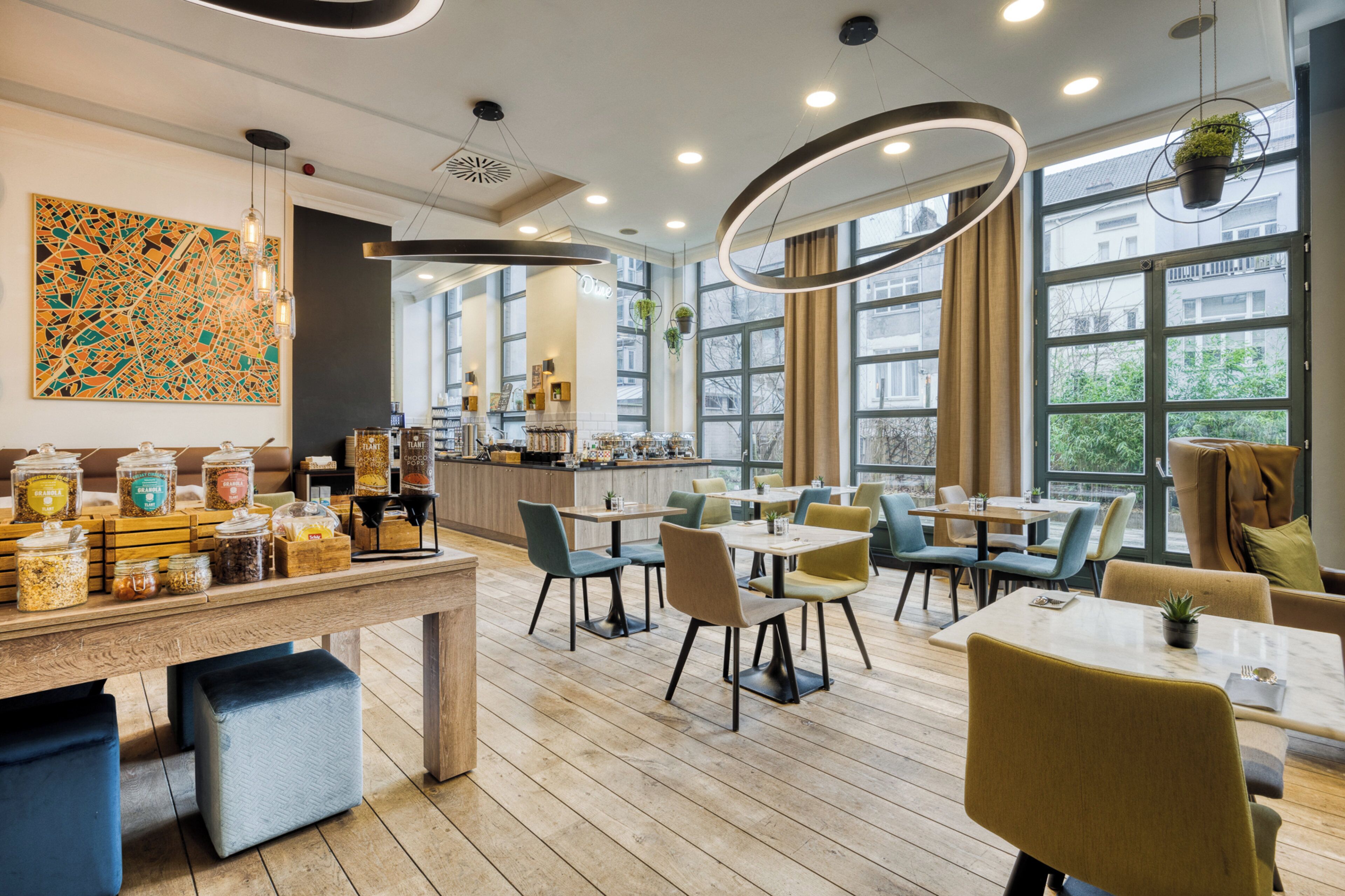 daily buffet breakfast (eur 22 per person)