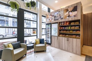 Exterior - Holiday Inn Brussels Schuman by IHG (Brussels)