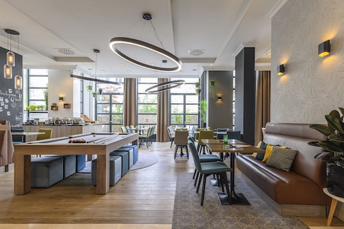 Holiday Inn Brussels Schuman by IHG