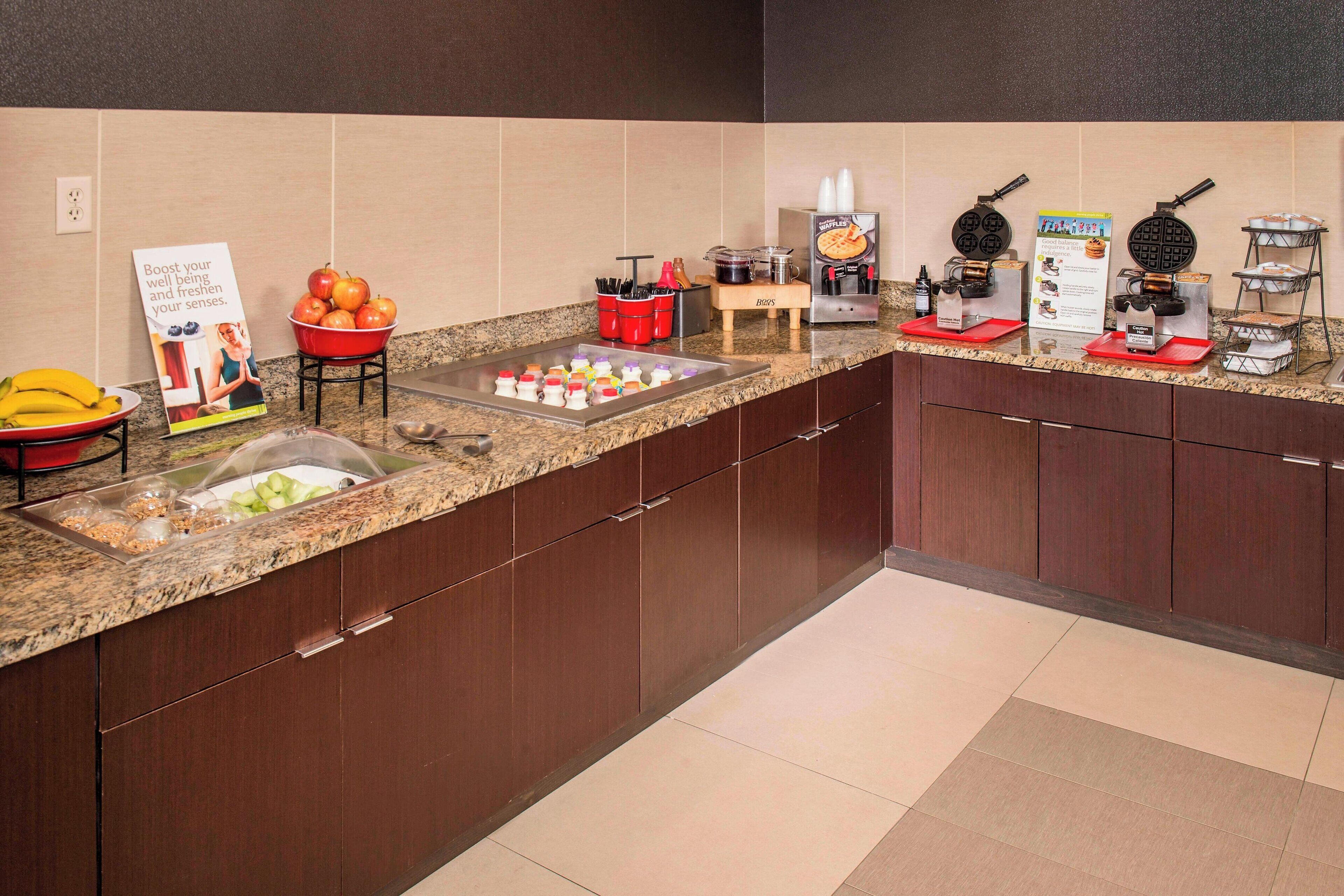 free daily continental breakfast