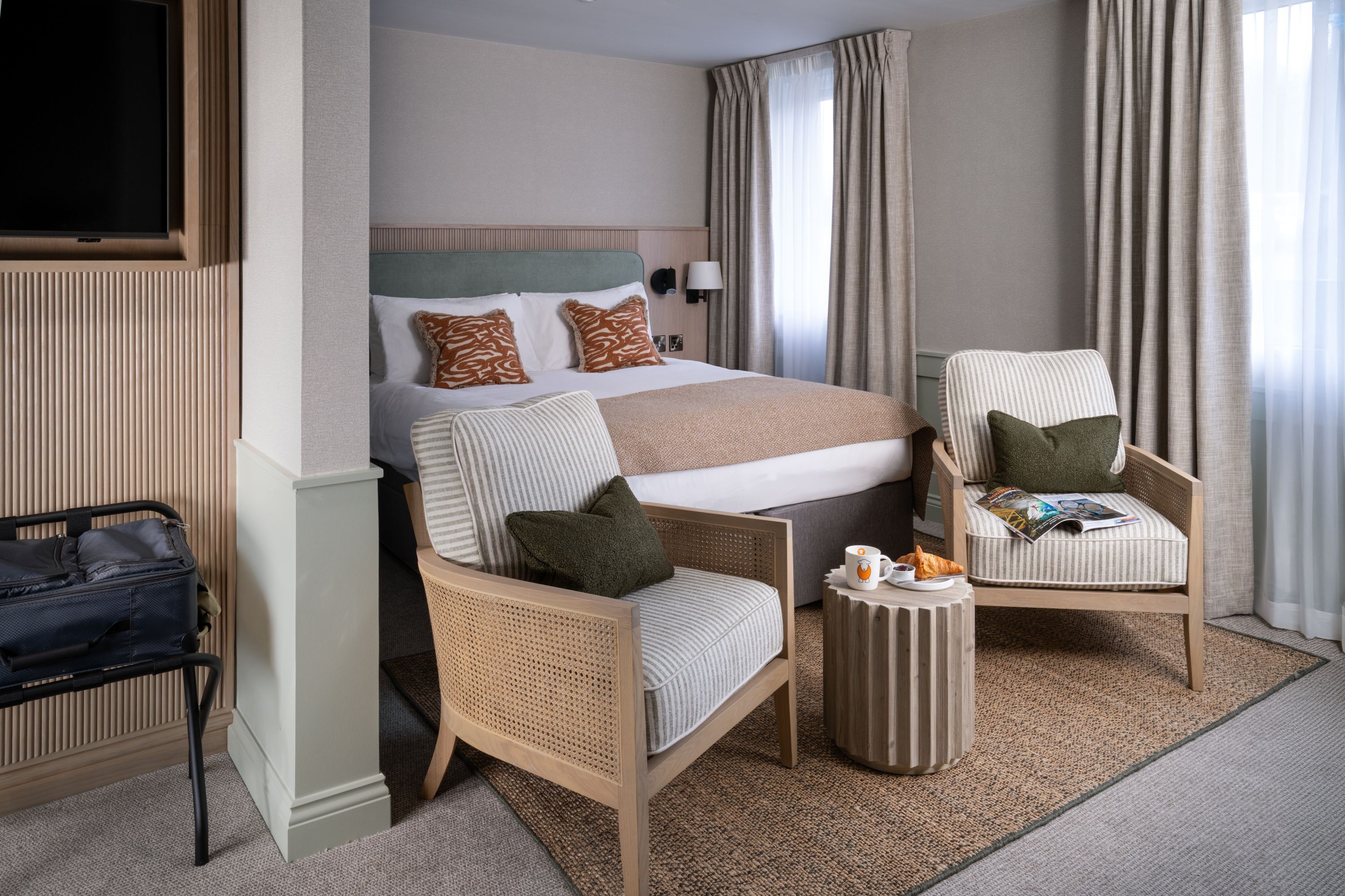 Décoration personnalisée, bureau, fer et planche à repasser