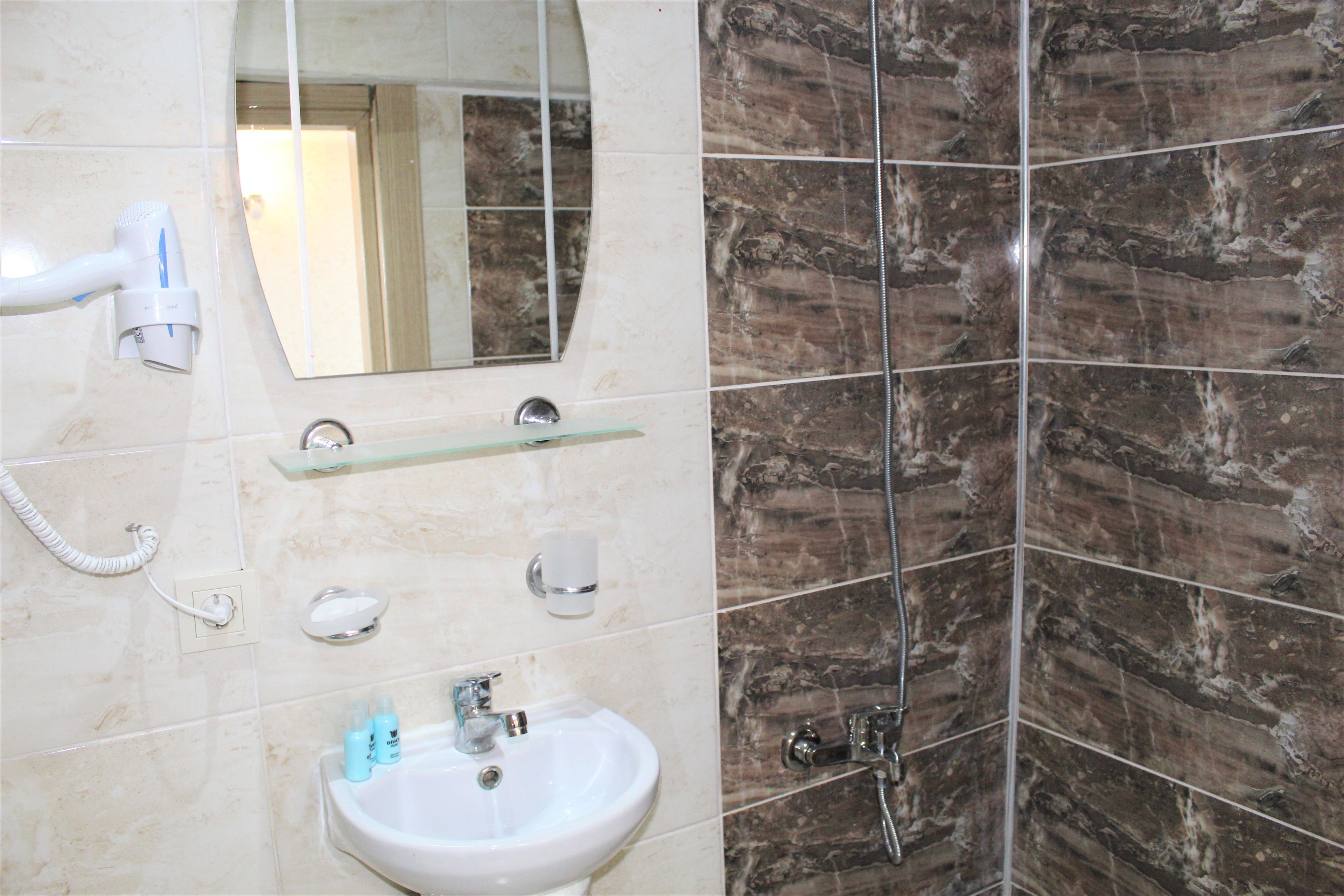 Photo - Divas Hotel